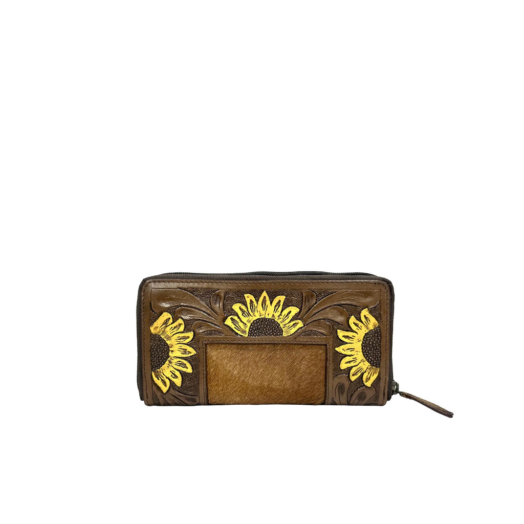 THE OUTLAW (SUNKISSED FLOWER)