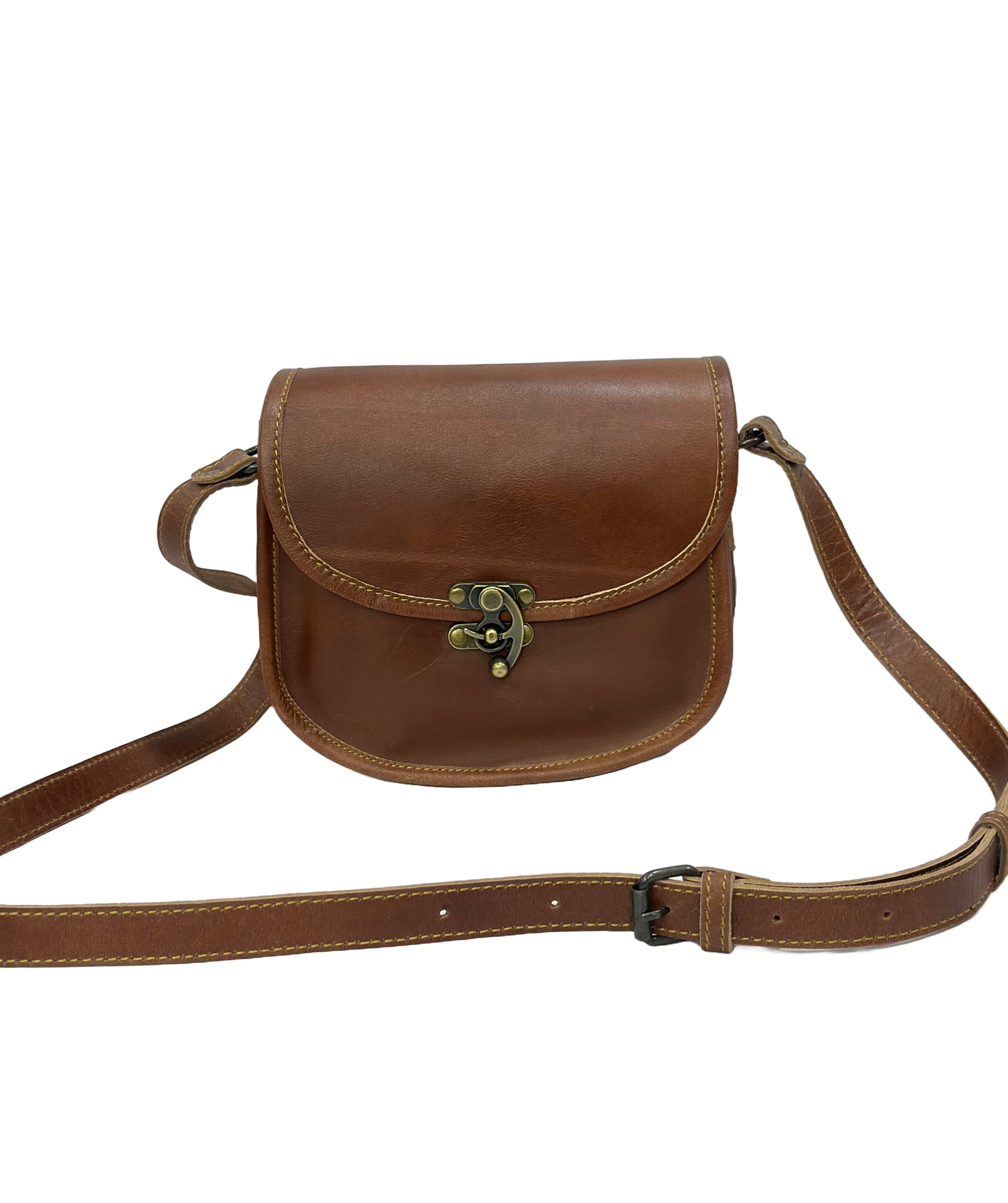 THE SADDLE BAG TAN